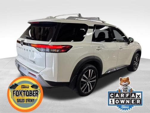 2023 Nissan Pathfinder Platinum 4WD