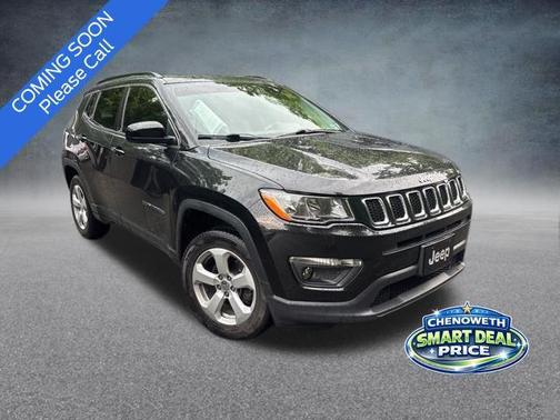 Diamond Black Crystal Pearlcoat 2021 Jeep Compass Latitude