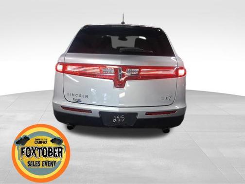 2019 Lincoln MKT Standard