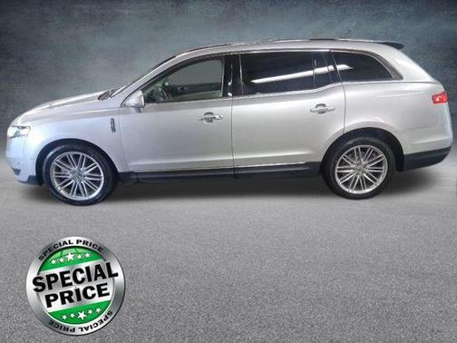 2019 Lincoln MKT Standard