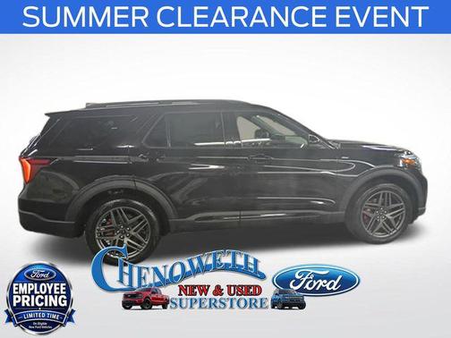 Agate Black Metallic 2026 Ford Explorer ST-Line