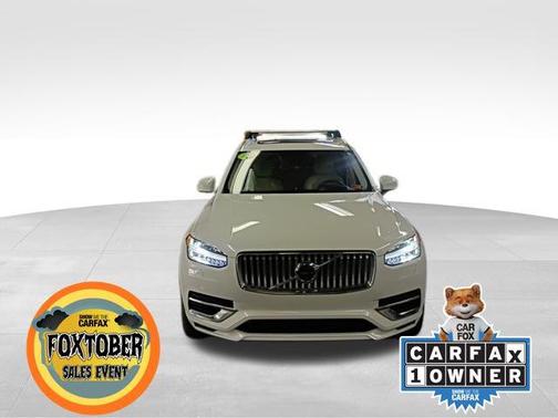 2022 Volvo XC90 Recharge Plug-In Hybrid T8 Inscription 7 Passenger