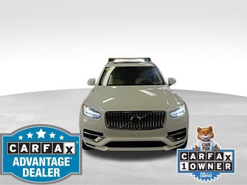 2022 Volvo XC90 Recharge Plug-In Hybrid T8 Inscription 7 Passenger