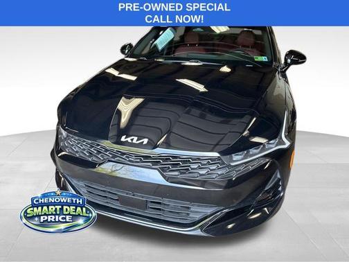 Ebony Black 2022 Kia K5 GT-Line