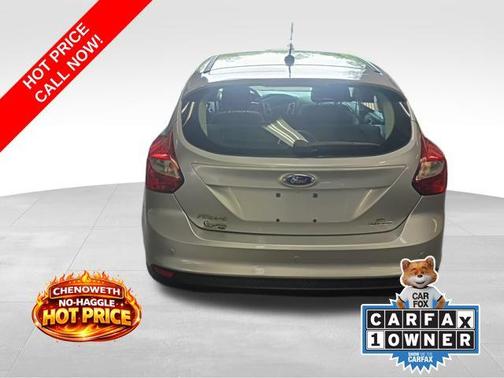 Ingot Silver Metallic 2013 Ford Focus SE