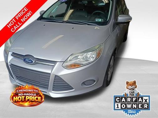 Ingot Silver Metallic 2013 Ford Focus SE