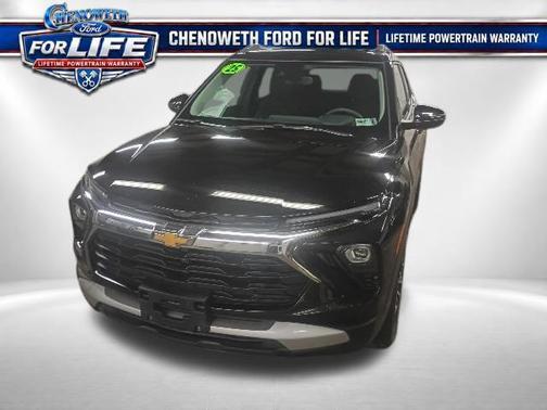 Mosaic Black Metallic 2025 Chevrolet Trailblazer LT