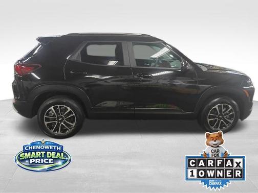 Mosaic Black Metallic 2025 Chevrolet Trailblazer LT