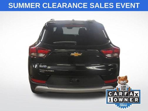 Mosaic Black Metallic 2025 Chevrolet Trailblazer LT