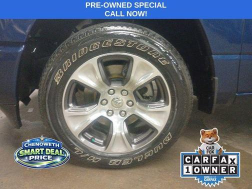 Patriot Blue Pearlcoat 2023 RAM 1500 Laramie