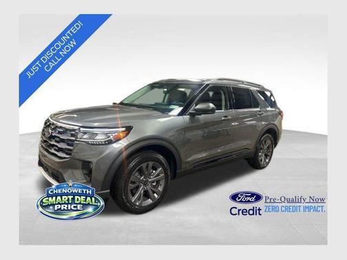 2026 Ford Explorer Active w/200A Pkg