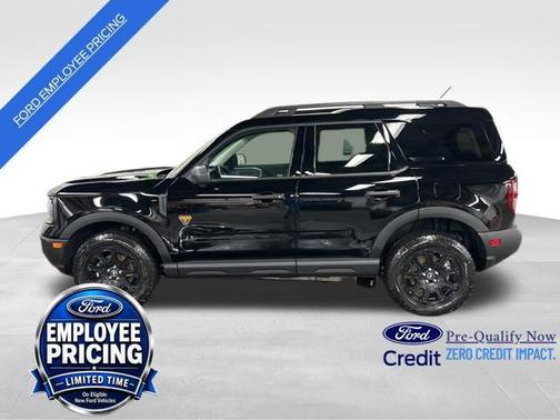 Shadow Black 2025 Ford Bronco Sport Badlands