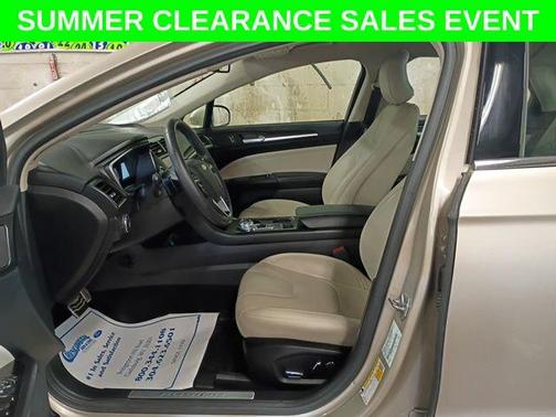 White Platinum Metallic Tri-Coat 2017 Ford Fusion Titanium