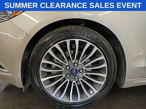White Platinum Metallic Tri-Coat 2017 Ford Fusion Titanium