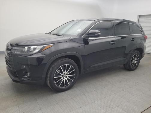 2018 Toyota Highlander SE