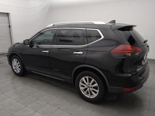 Magnetic Black Pearl 2020 Nissan Rogue SV