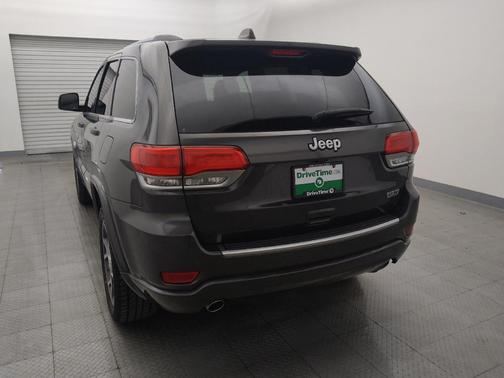 Granite Crystal Metallic Clearcoat 2018 Jeep Grand Cherokee Sterling Edition