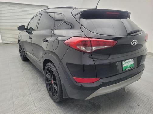 2017 Hyundai TUCSON Night