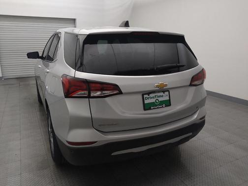 Silver Ice Metallic 2022 Chevrolet Equinox 1LT