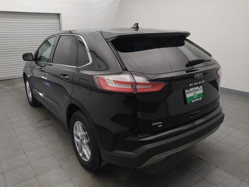 Agate Black Metallic 2023 Ford Edge SEL