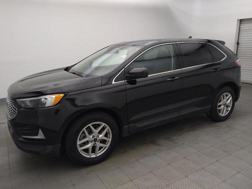 Agate Black Metallic 2023 Ford Edge SEL