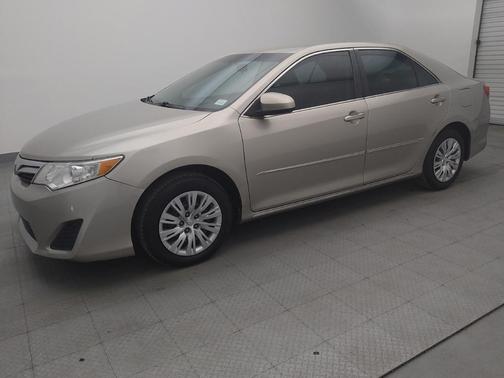 2013 Toyota Camry LE