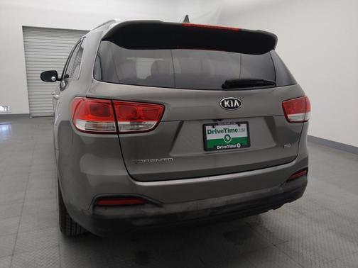 2018 Kia Sorento LX
