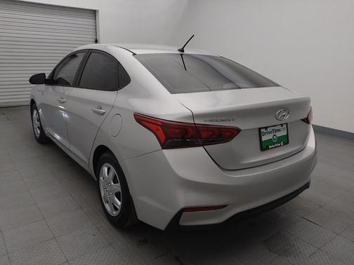 2020 Hyundai Accent SE