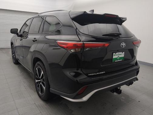 2022 Toyota Highlander XSE