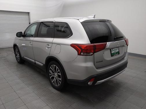 2018 Mitsubishi Outlander SE