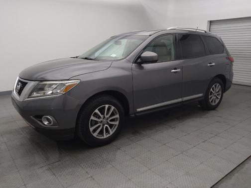 2016 Nissan Pathfinder SL