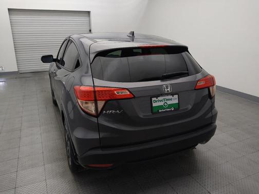 Modern Steel Metallic 2018 Honda HR-V EX