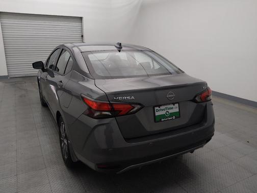 2024 Nissan Versa 1.6 SV