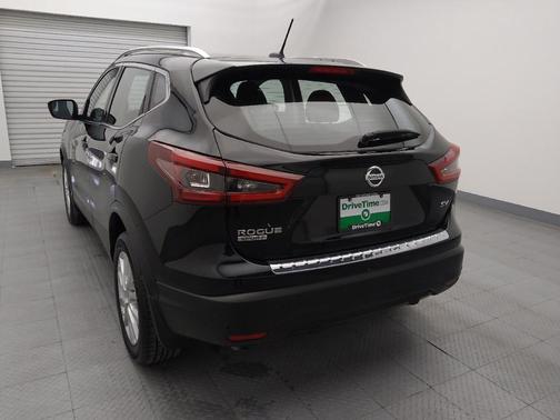 2020 Nissan Rogue Sport SV