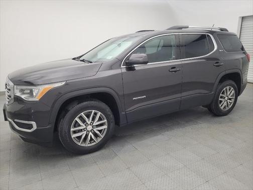 2017 GMC Acadia SLE-2