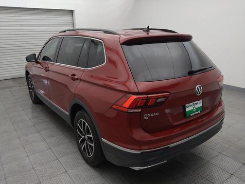 Cardinal Red Metallic 2021 Volkswagen Tiguan 2.0T SEL