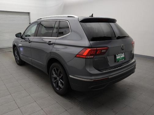Gray 2023 Volkswagen Tiguan 2.0T SE