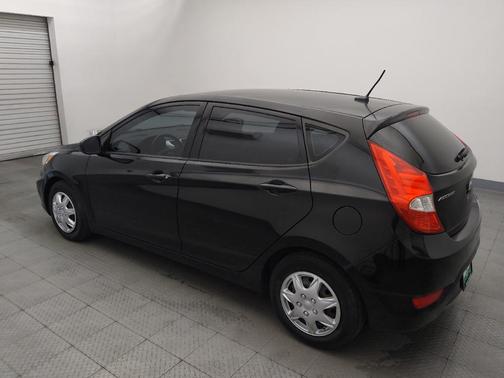 Ultra Black Pearl 2017 Hyundai Accent SE
