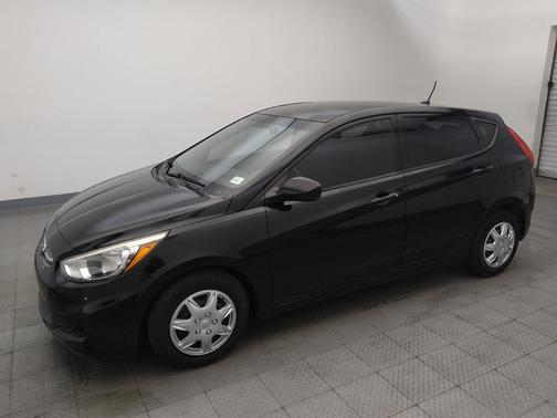 Ultra Black Pearl 2017 Hyundai Accent SE