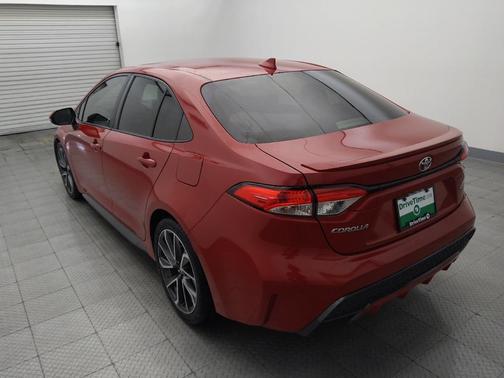 Barcelona Red Metallic 2020 Toyota Corolla SE