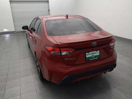Barcelona Red Metallic 2020 Toyota Corolla SE