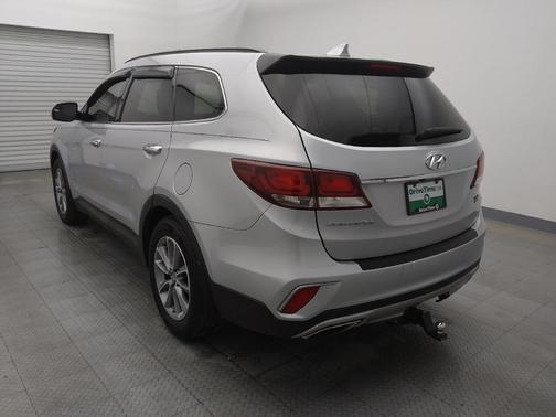 2018 Hyundai SANTA FE SE