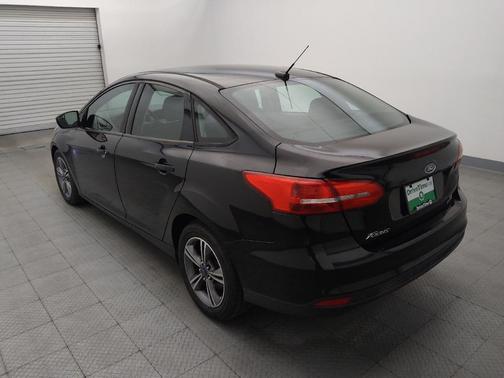 Shadow Black 2018 Ford Focus SE