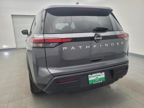 2023 Nissan Pathfinder S FWD