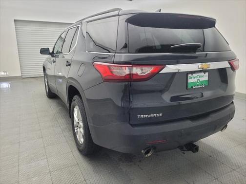 2020 Chevrolet Traverse LT Cloth