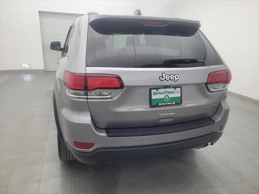 2020 Jeep Grand Cherokee Laredo