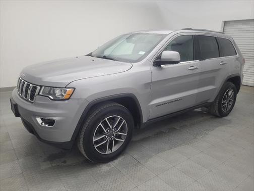 2020 Jeep Grand Cherokee Laredo