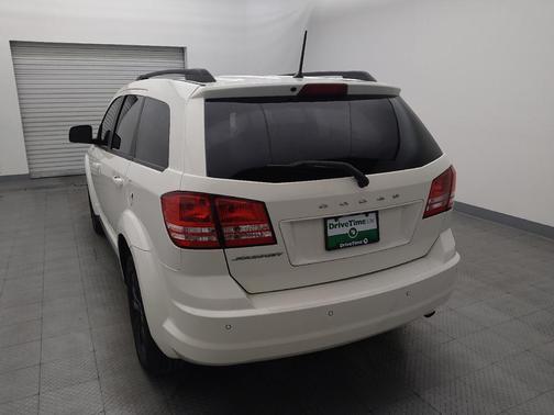 Vice White 2020 Dodge Journey SE Value