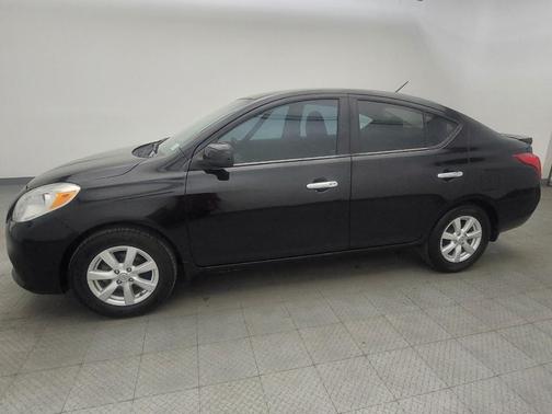 2013 Nissan Versa 1.6 SL