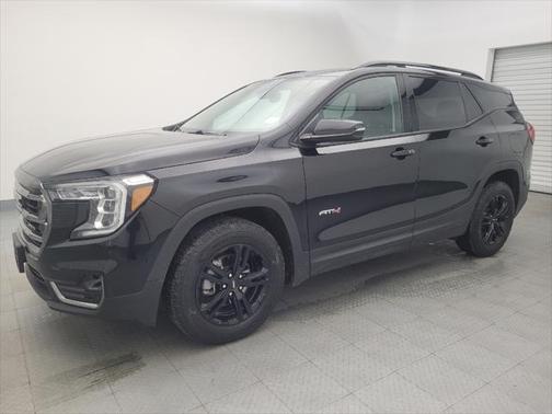 2022 GMC Terrain AWD AT4